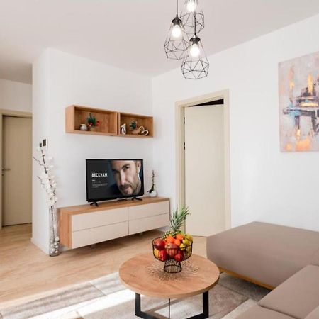 Apartment Kona - Free Parking & Self Check-In Ivanja Reka Exterior foto
